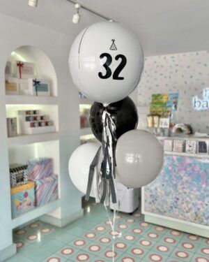 Globo White and Black